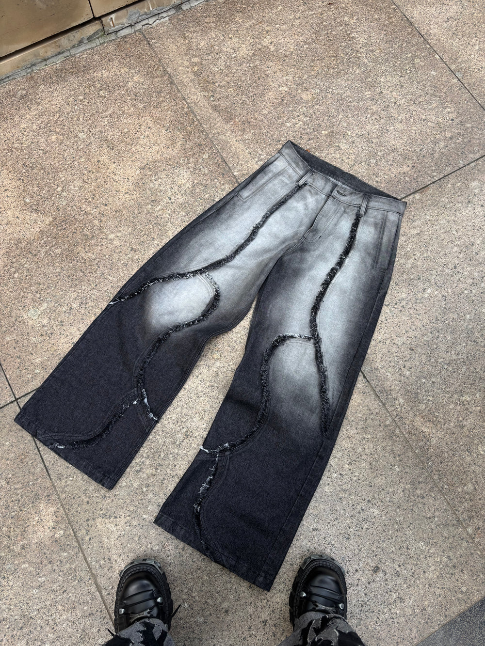 Frayline Baggy Jeans